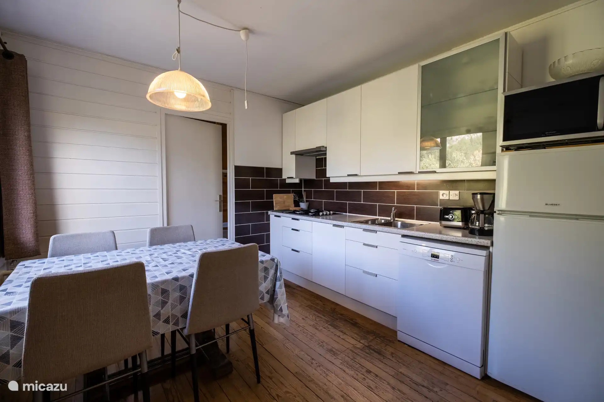 Cuisine et table à manger