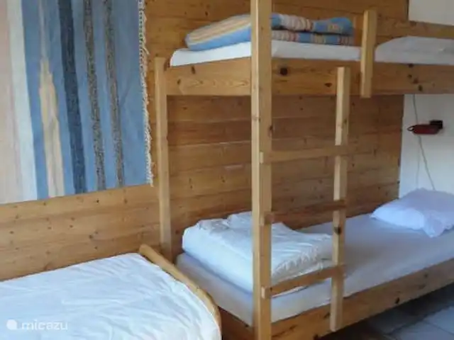 Location de Vacances France, Alpes-de-Haute-Provence, Allos, appartement - Les Bouleaux 3 3 x 1 pers. des lits