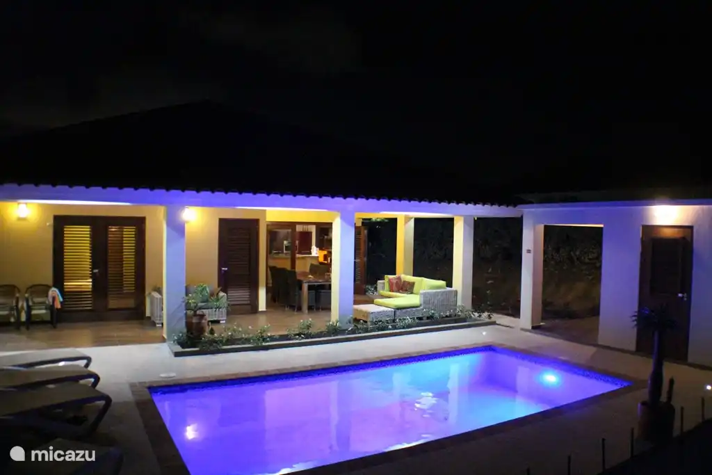 Piscina con privacidad