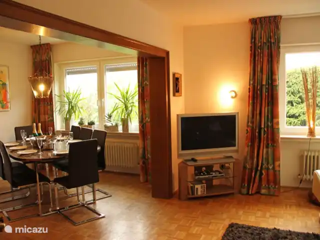 villa margarita en Alemania, Sauerland, Winterberg - villa Comedor en la sala de estar
