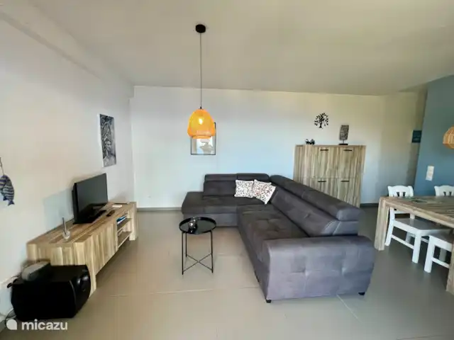 vista al puerto deportivo en Grecia, Creta, Plakias - apartamento Salón