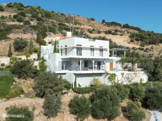 vista al puerto deportivo en Grecia, Creta, Plakias - apartamento Ahora también con funda.