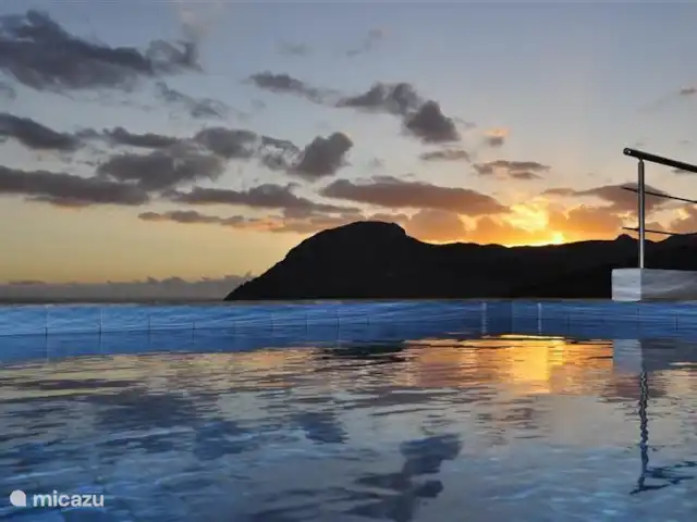 vista al puerto deportivo en Grecia, Creta, Plakias - apartamento Atardecer