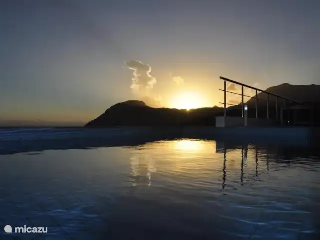 vista al puerto deportivo en Grecia, Creta, Plakias - apartamento Atardecer