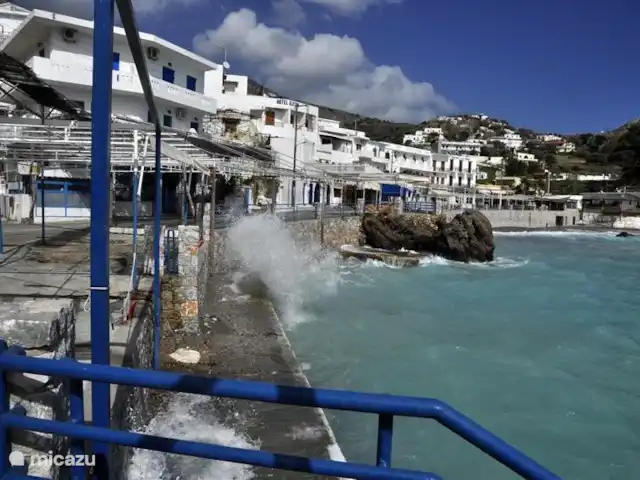 vista al puerto deportivo en Grecia, Creta, Plakias - apartamento Hora Sfakión