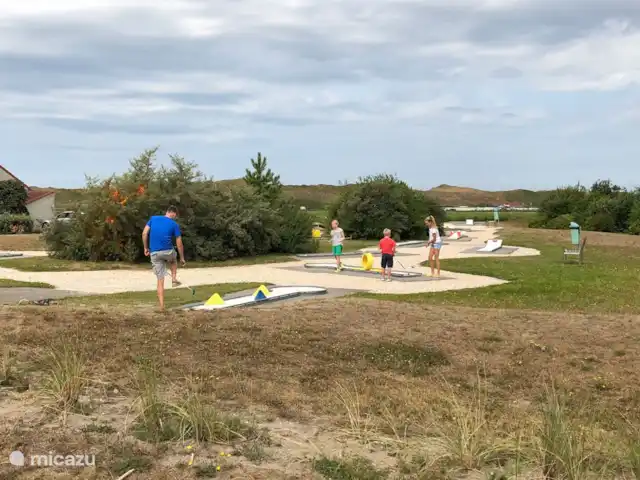 Location de Vacances Pays-Bas, Hollande du Nord, Julianadorp aan Zee, villa - Villa Ooghduyne Mini-golf au parc
