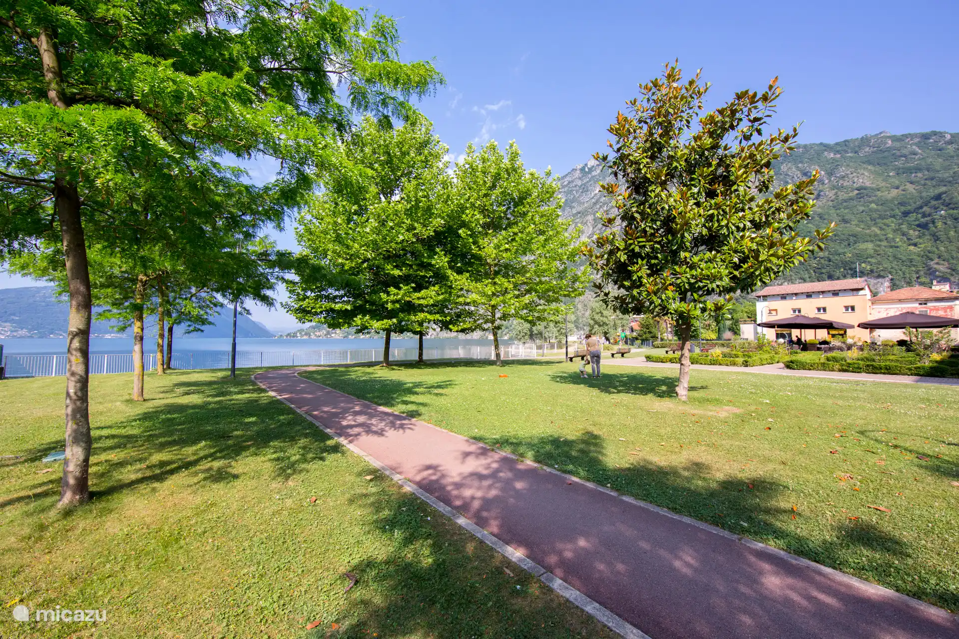 heerlijk om langs het meer te wandelen