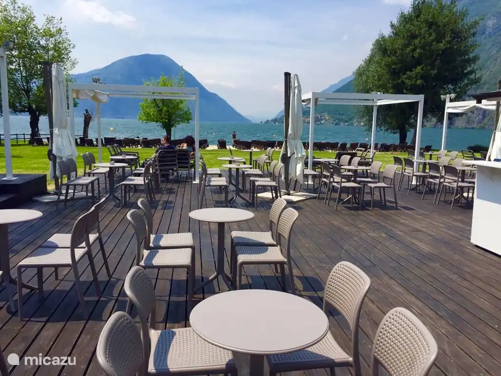 Strandbar Panama in Porlezza