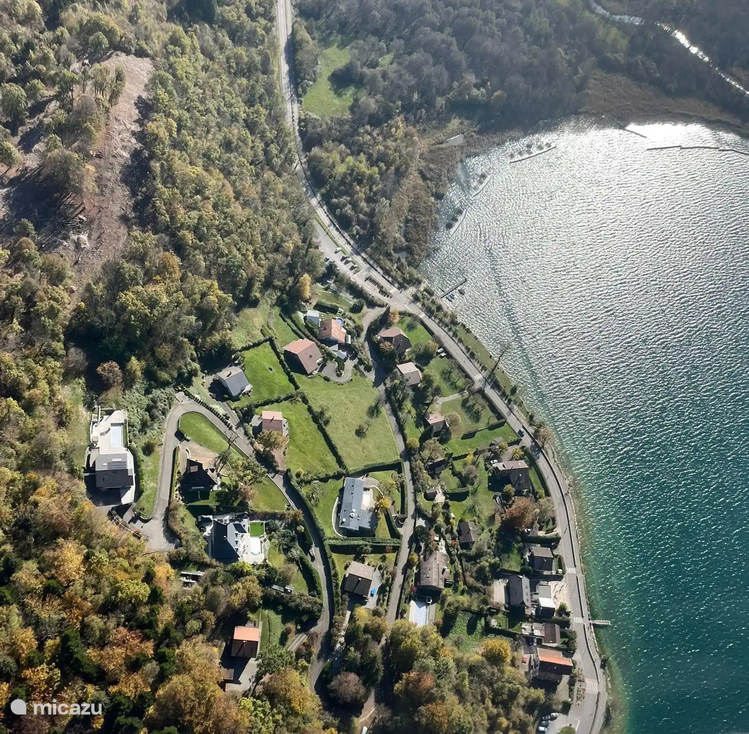 Auch Blick vom Gleitschirm auf die Domaine de Glière
