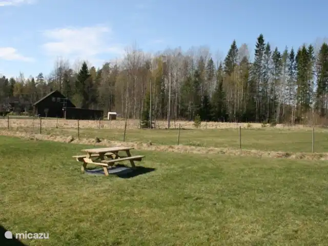 Teegelgård | Suède, Värmland, Storfors - maison de vacances La table de pique-nique dans le jardin