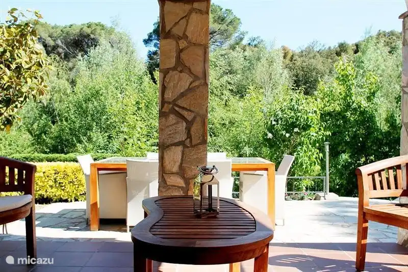 The covered terrace.