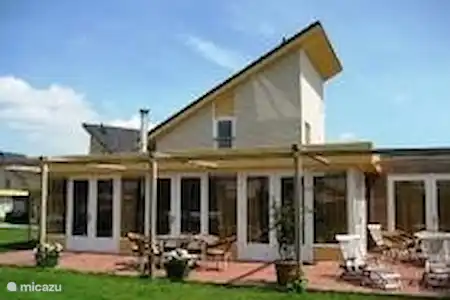 Vakantiehuis Nederland, Friesland, Koudum - villa Watergeus Tuinkant