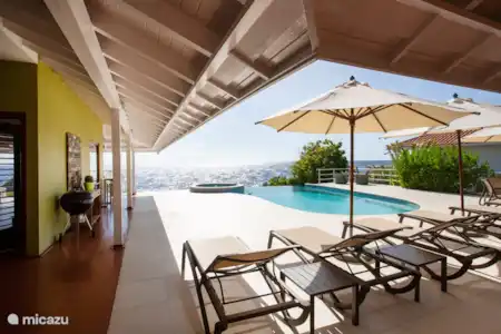 Vakantiehuis Curaçao, Banda Ariba (oost), Jan Thiel villa Villa aan zee op Boca Gentil resort