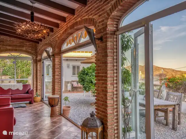 Villa  Casa Hollandia huren in Spanje, Andalusië, Viñuela - villa Serre met openslaande deuren naar de tuin.