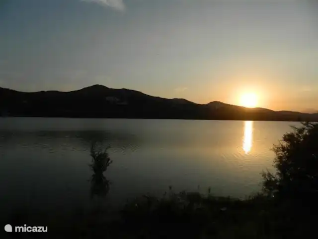 Villa  Casa Hollandia huren in Spanje, Andalusië, Viñuela - villa Zons ondergang stuw meer Lavinuela bij ons om de hoek