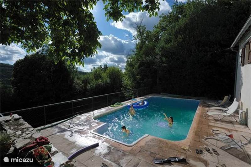 Vacation rental France, Aveyron, Saint-Jean-du-Bruel Holiday house Pradalaux