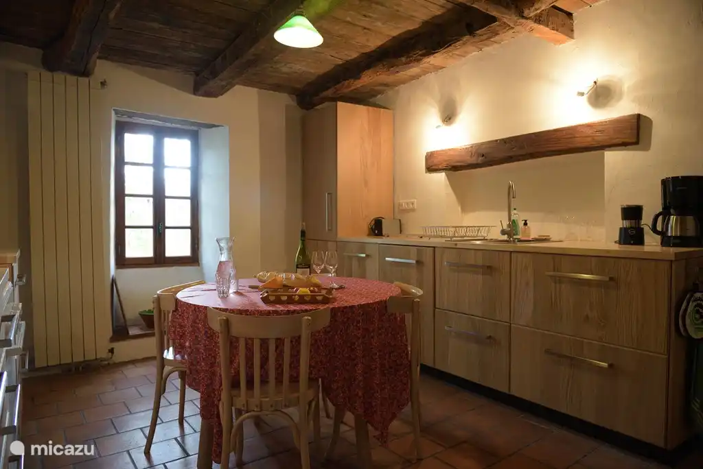 La cocina fue completamente renovada en la primavera de 2017.