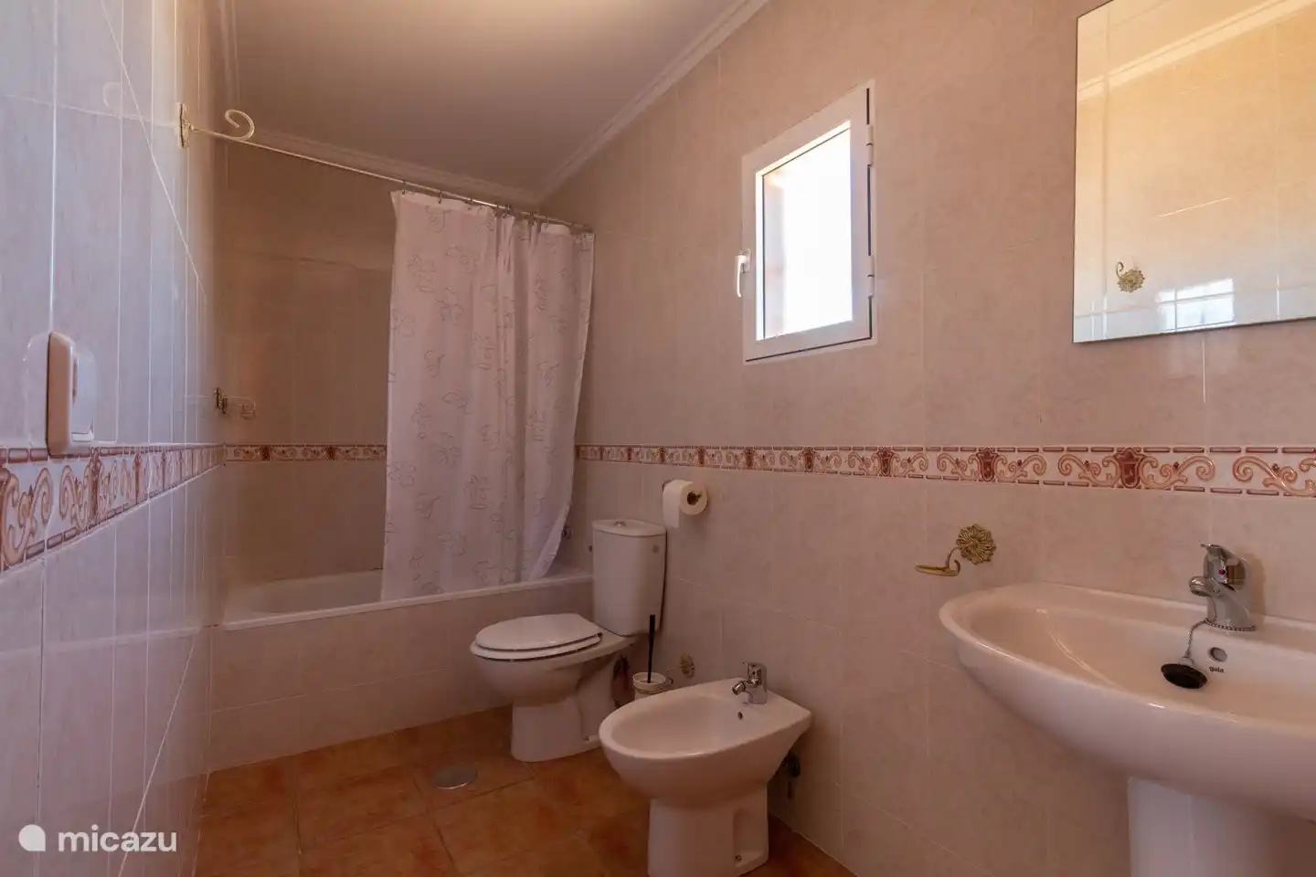 Badezimmer im Schlafzimmer 3