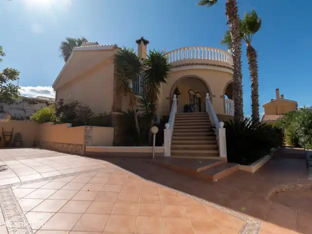 Casa Bianca | Espagne, Costa Blanca, Gran Alacant - Santa Pola - villa Vue latérale avec parking