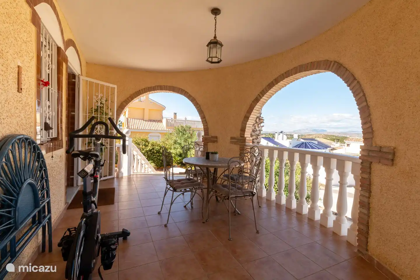 Den ganzen Tag Schatten spenden