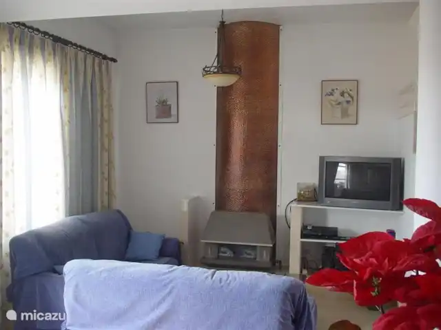 Maison, Villa bella vista | Espagne, Costa de Almeria, Almerimar - maison de vacances Salon avec divans et foyer au gaz.