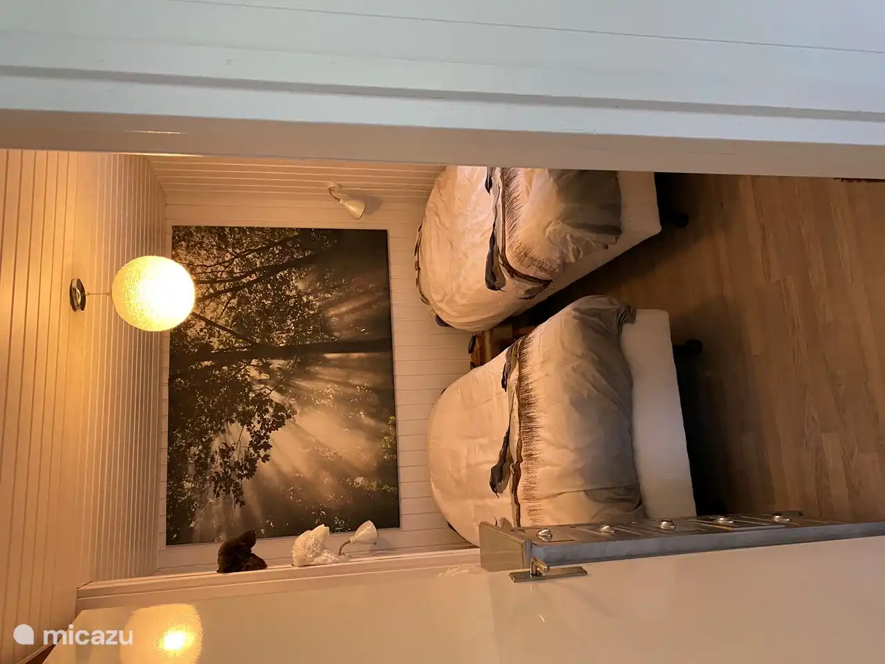 Schönes 2-Personen-Zimmer mit verstellbaren Boxspringbetten, Zimmer mit Frontscreen. Betten können zusammengestellt oder getrennt werden.!