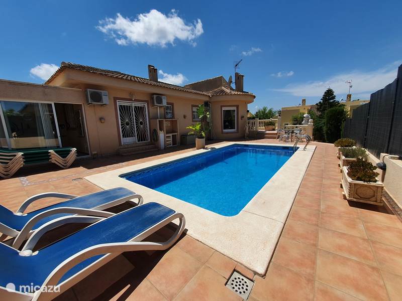 Casa vacacional España, Costa Blanca, Rojales  Villa Villa Esmeralda con piscina privada.