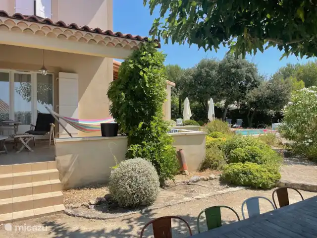 Provence pure | France, Vaucluse, Saumane-de-Vaucluse - villa Ambiance extérieure