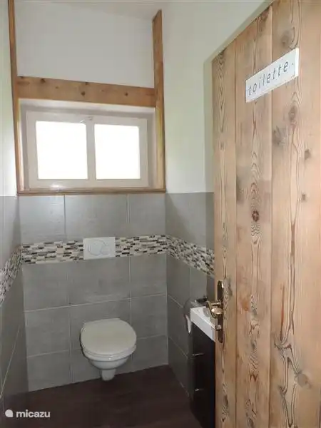 Aseo en el primer piso.