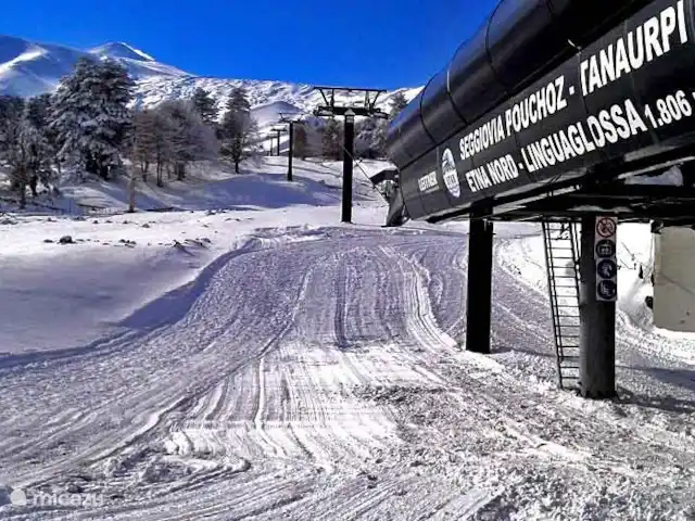 Casa Bedda Acitrezza huren in Italië, Sicilië, Acitrezza - appartement Goed geprerareerde piste's ook ski en snowboard les van de italiaanse skischool. Wintersport in de zon met zeezicht