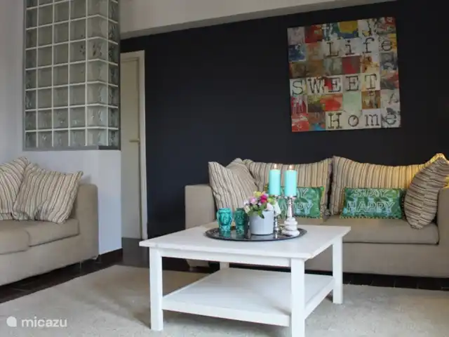 Casa Bedda Acitrezza huren in Italië, Sicilië, Acitrezza - appartement Leuk appartement voor maximaal 4 personen, ruim met grote woonkamer met openslaande deuren naar de tuin en open keuken.