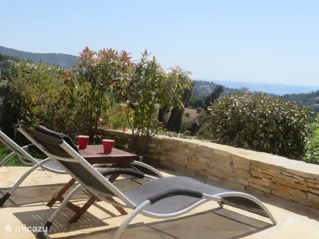 Villa Les Coralines | France, Côte d'Azur, Les Issambres - villa vue de la terrasse