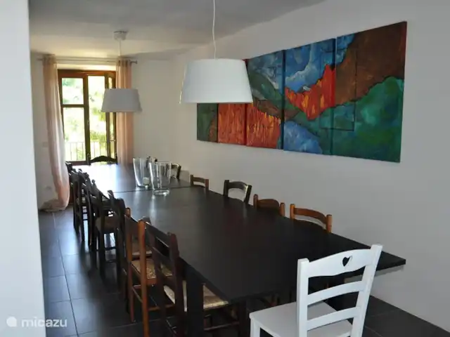 Casa Ochetto 2-10 personnes | Italie, Piémont, Castellino Tanaro - appartement Coin repas au premier étage. Bien sûr, vous pouvez également manger à l'extérieur sur les grandes tables.