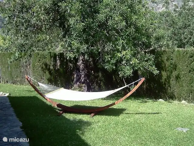 Villa Guillermo | Espagne, Costa Blanca, Jávea - villa Détendez-vous dans le hamac sous un vieil arbre (ombragé).