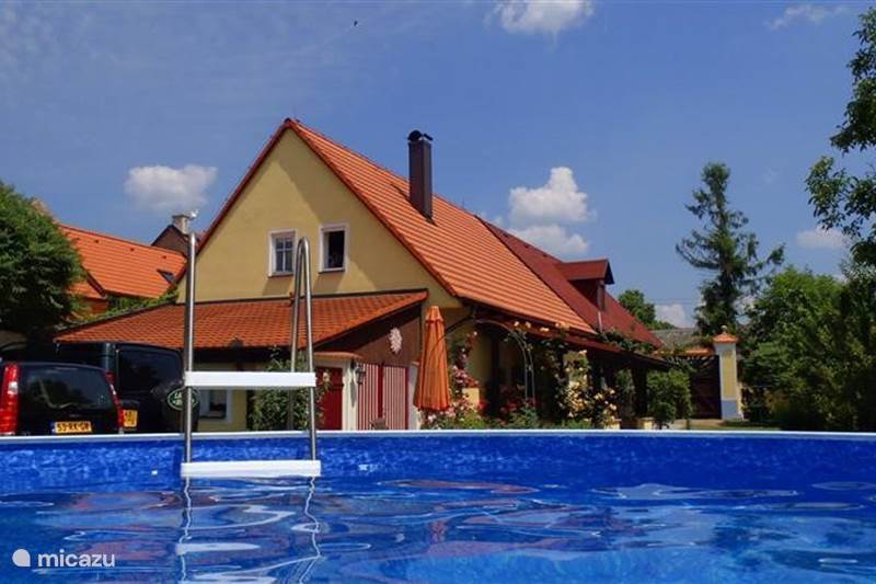 Vacation rental Czech Republic, West Bohemia, Stankov Farmhouse The Holy Cow