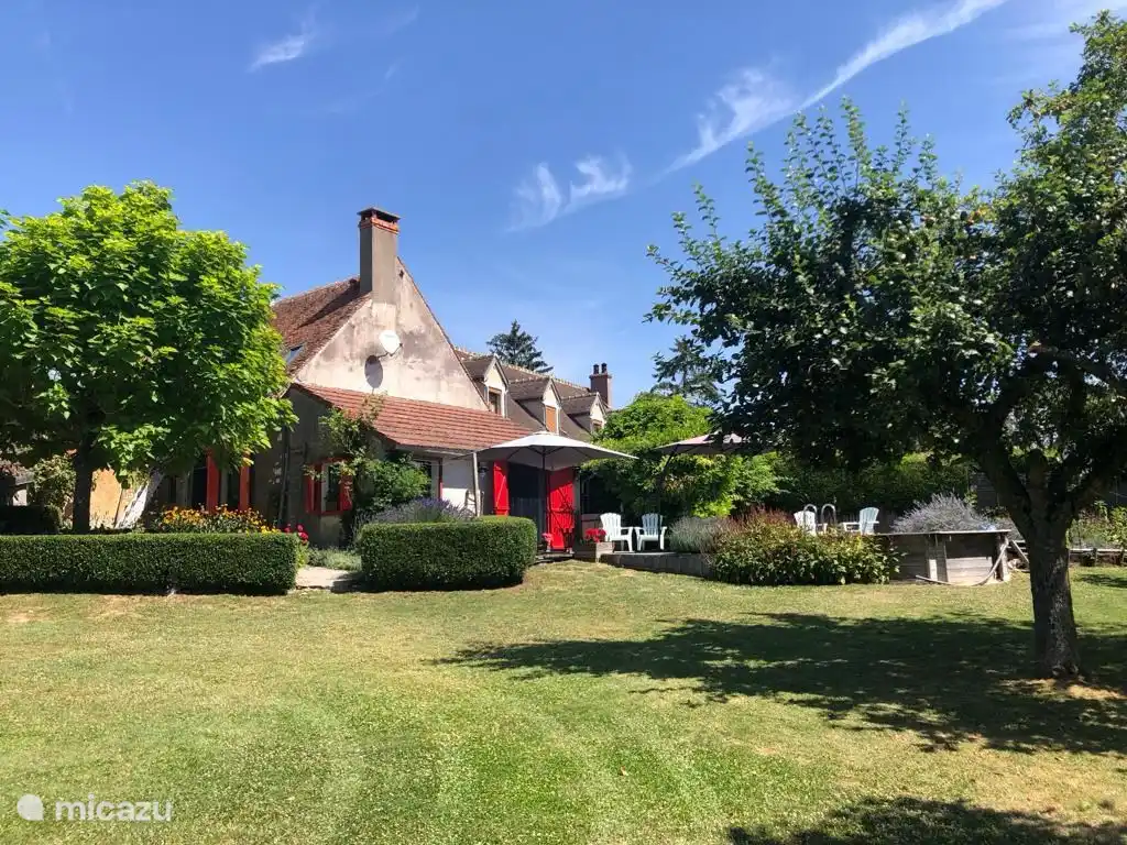 LesJoursHeureux near Sancerre/Loire in France, Loire, Sancerre -  gîte / cottage