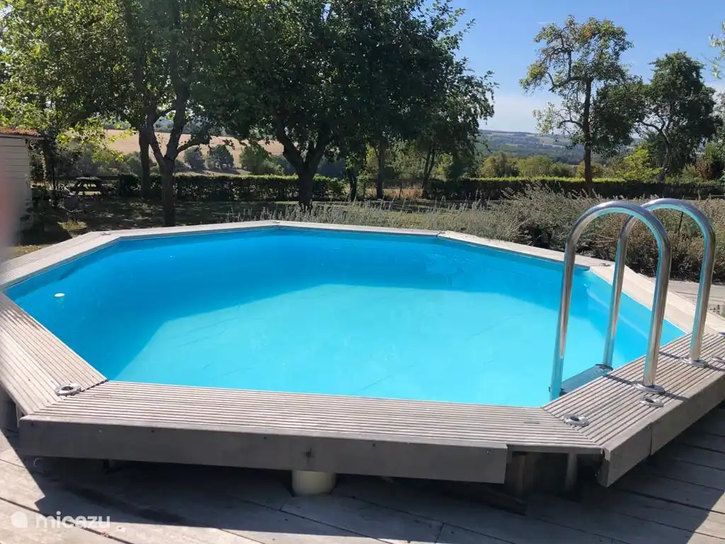 A private swimming pool is available from June to the end of September.