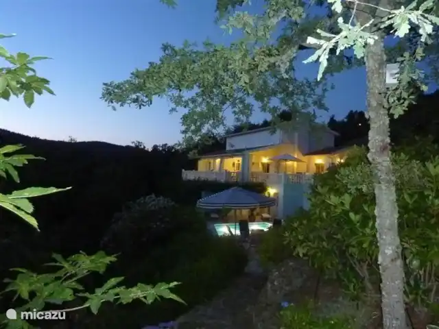 villa en Portugal, Viseu, Casfreires – Villa Casa Renata una velada romantica……….