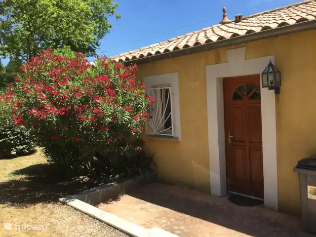 Le Petit Paradis | France, Hérault, Faugères - bungalow Entrée