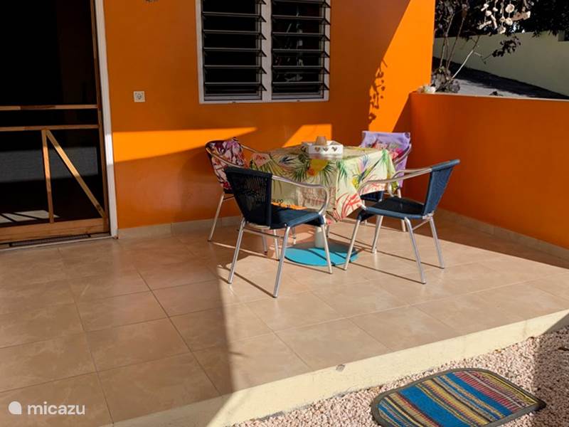 Vakantiehuis Curaçao, Banda Abou (west), Fontein Appartement Sonrisa Curaçao, Solo