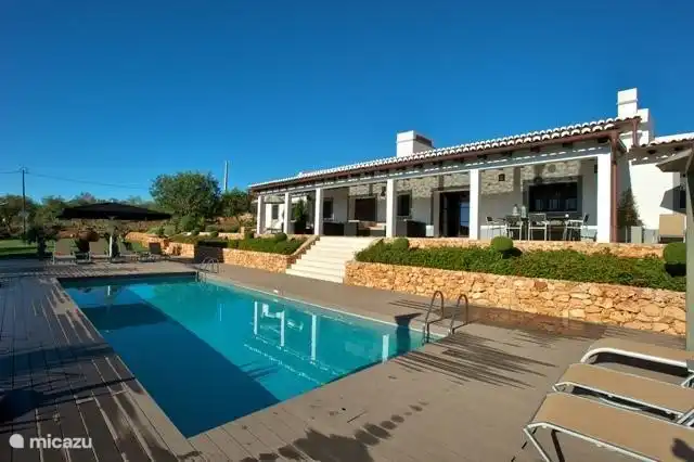 Quinta Vale da Vila in Portugal, Algarve, Silves - Villa