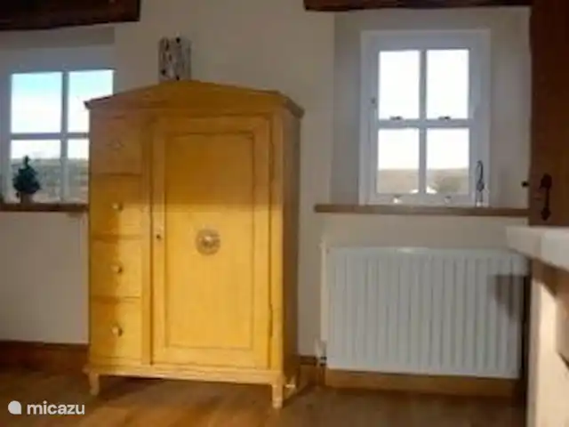 vakantiehuis huren in Groot-Brittannië, Cumbria, Nenthead – Cotterill Barn De woonkamer heeft ramen aan drie zijden en het uitzicht is aan alle kanten even mooi.