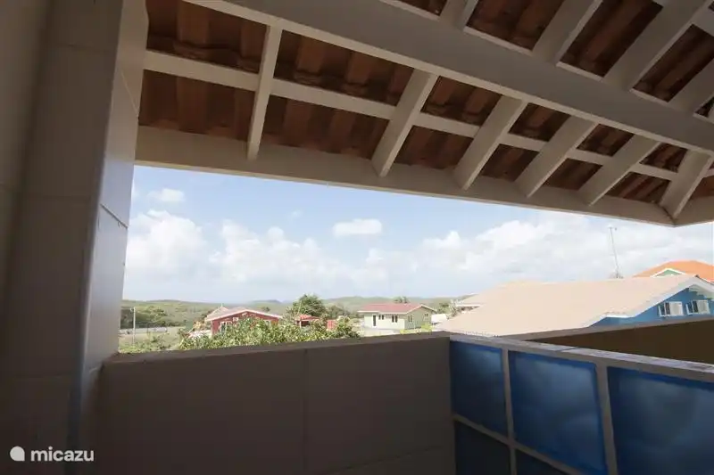 Outdoor shower from which you can see the sea