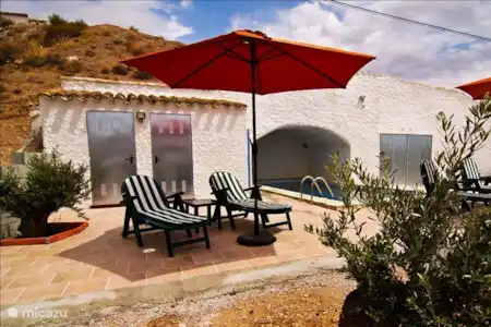 Vakantiehuis Spanje, Andalusië, Pulpite vakantiehuis Cueva Pura Vida 'El Margen'