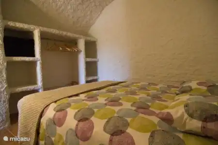 Vakantiehuis Spanje, Andalusië, Pulpite vakantiehuis Cueva Pura Vida 'Venta Quemada' Slaapkamer