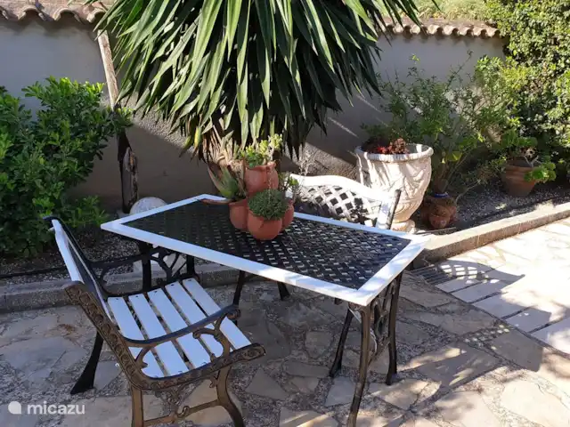 El viaje de la MARIPOSA, San Jaime huren in Spanje, Costa Blanca, Moraira - villa Gezellig zitje in de tuin