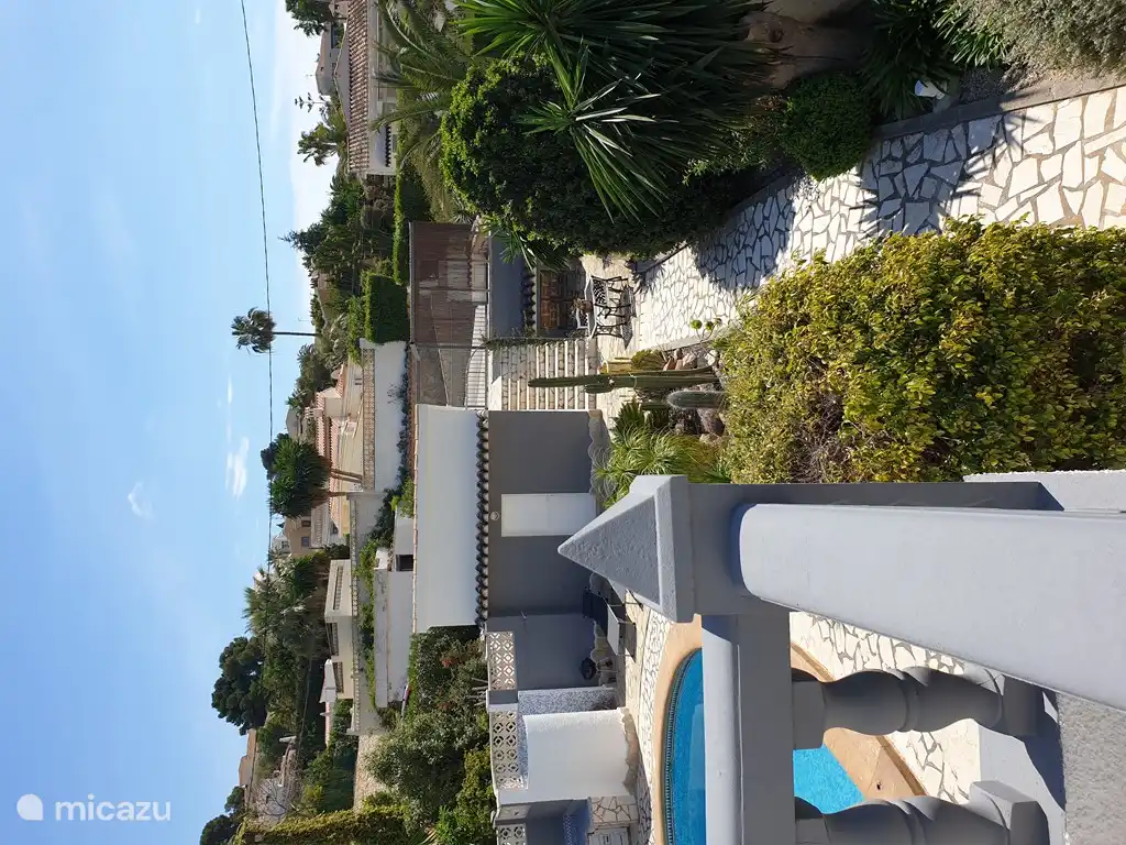 Vista sobre el jardín