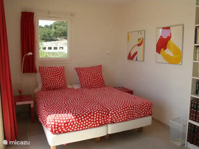 Spacieuse, très spacieuse villa Lou Paradou | France, Côte d'Azur, Bandol - villa Chambre 3 sous un angle différent.