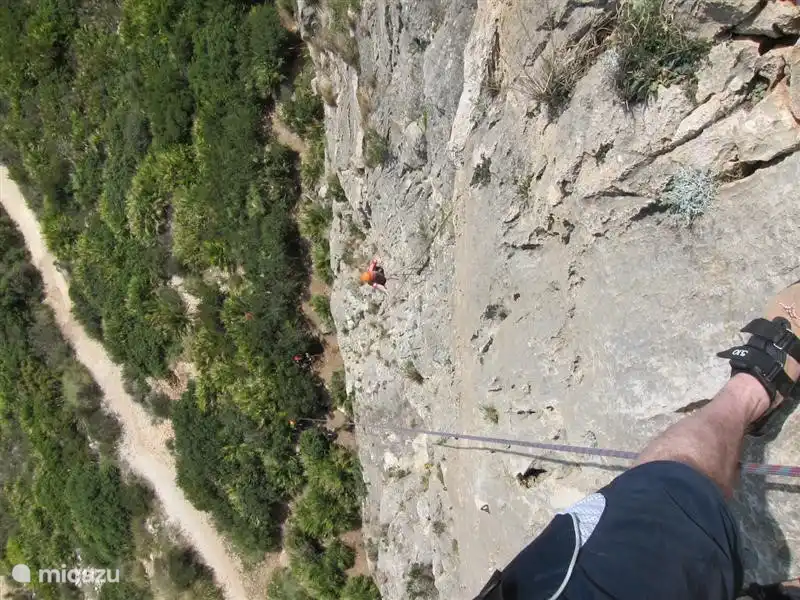 Der steile Nordwand des Puig Campana, 15 Autominuten von der Finca