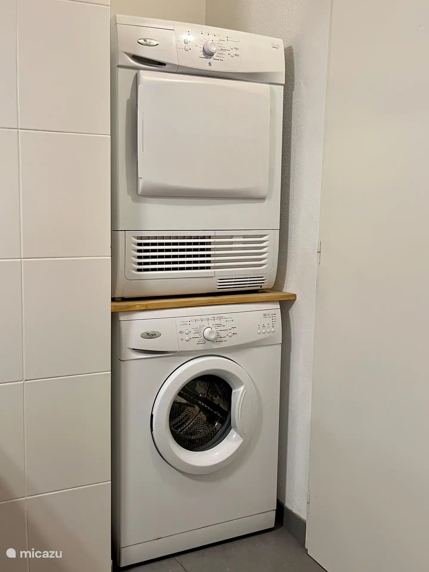 Waschmaschine und Trockner